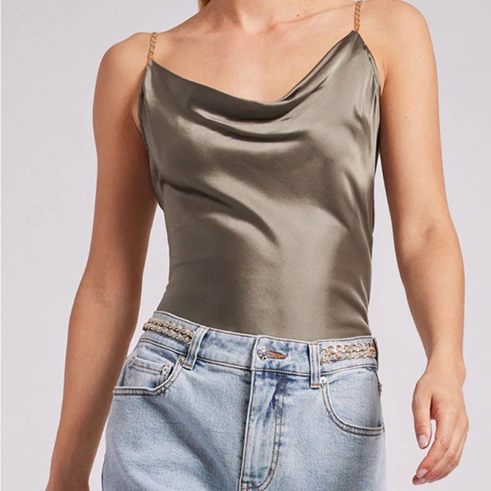 NWT Generation Love Lorette chain cami, color olive, size small